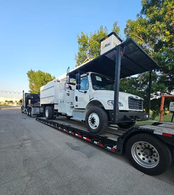 Heavy-duty transport for shipping trucks and large vehicles